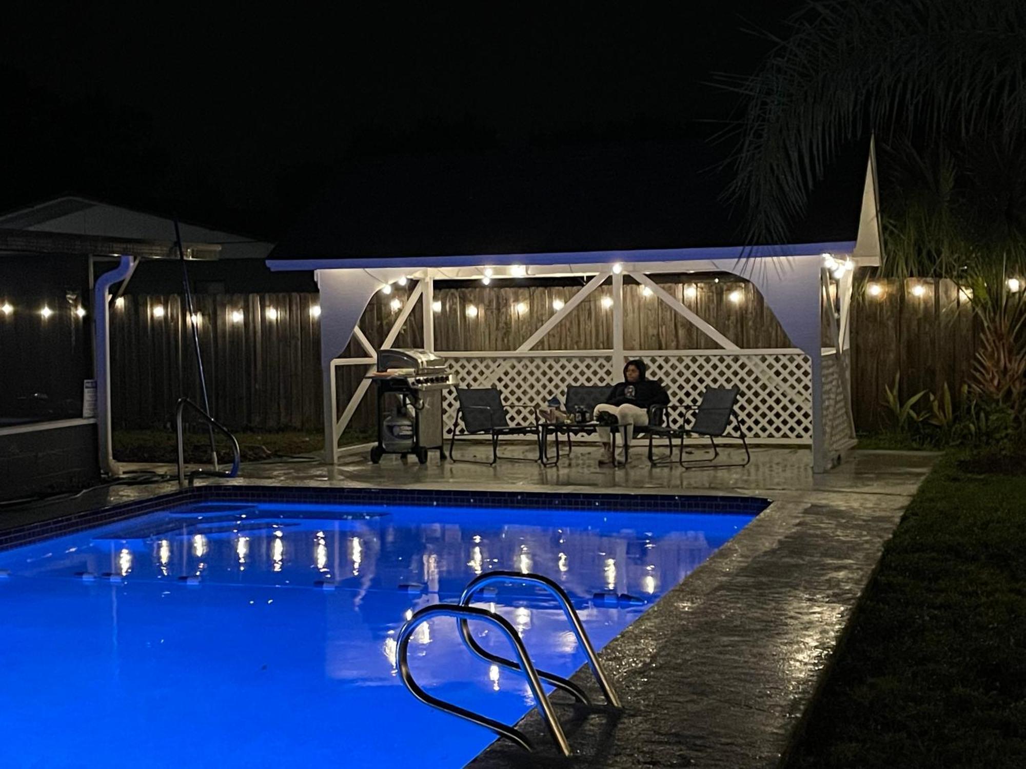 Pool House Oasis Villa ไททัสวิลล์ ภายนอก รูปภาพ